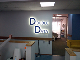 Объемные световые буквы Double Data
